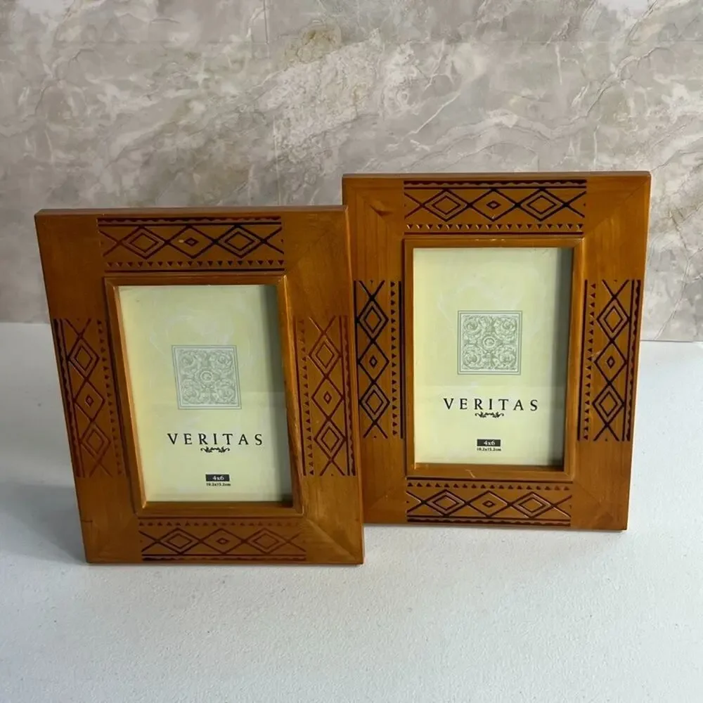 Veritas Honey Wood Embossed Picture Frames 4 x 6 Set of 2